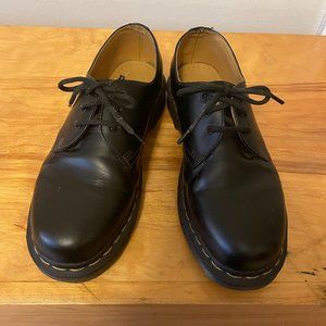 Doc Martens Oxfords